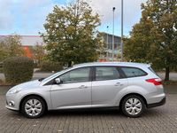 Gebraucht Ford Focus 105 PS (77 kW) 2013 Silber Kombi
