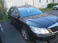 Gebraucht Skoda Octavia 105 PS (77 kW) 2011 Schwarz Kombi
