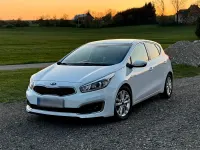 Gebraucht Kia Ceed 101 PS (74 kW) 2016 Weiß Kleinwagen