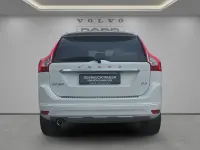 Używany Volvo XC60 Kinetic 150 KM (110 kW) 2016 Biały SUV