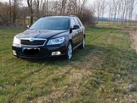 Gebraucht Skoda Octavia Ambiente 160 PS (117 kW) 2010 Schwarz Kombi
