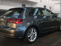Gebraucht Audi A3 Ambition 125 PS (91 kW) 2014 Grau Kleinwagen