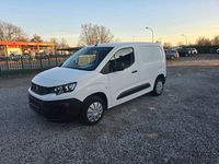 Gebraucht Peugeot Partner Premium 102 PS (75 kW) 2022 Weiß Van / Kleinbus