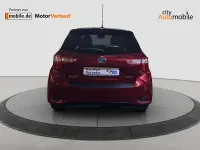 Gebraucht Toyota Yaris Hybrid Style 73 PS (53 kW) 2017 Rot Limousine
