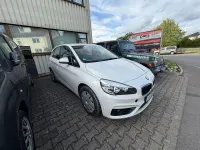 Gebraucht BMW 218 Advantage 136 PS (100 kW) 2016 Weiß Kombi