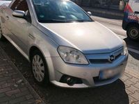 Second-hand Opel Tigra 90 CP (66 kW) 2000 Coupe