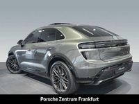 Gebraucht Porsche Macan Turbo 469 kW (639 PS) 2025 Aventuringrünmetallic SUV