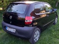 Gebraucht VW Fox 60 PS (44 kW) 2011 Schwarz Kleinwagen