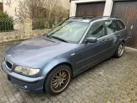 Gebraucht BMW 330 231 PS (169 kW) 2004 Blau Kombi