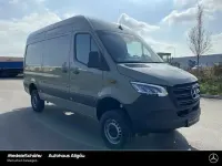 Używany Mercedes Sprinter 190 KM (139 kW) 2025 Szary Van