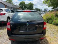 Gebraucht Skoda Octavia Ambition 105 PS (77 kW) 2013 Schwarz Kombi