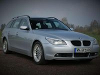 Gebraucht BMW 525 177 PS (130 kW) 2005 Silber Kombi