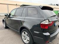 Gebraucht BMW X3 150 PS (110 kW) 2010 Schwarz SUV