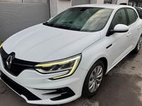 Gebraucht Renault Mégane IV 95 PS (69 kW) 2021 Weiß Limousine