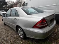 Gebraucht Mercedes C220 150 PS (110 kW) 2007 Silber Limousine