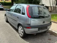 Gebraucht Opel Corsa Enjoy 75 PS (55 kW) 2003 Silber Kleinwagen