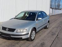 Gebraucht VW Passat 125 PS (91 kW) 1998 Silber Limousine