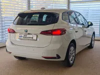 Gebraucht BMW 218 Active Tourer 150 PS (110 kW) 2023 Weiß Van / Kleinbus