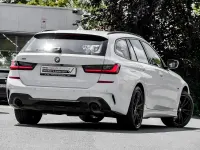 Gebraucht BMW 330 M Sport 184 PS (135 kW) 2022 Alcantara/sensateckombinatio Kombi