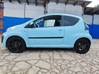 Gebraucht Citroën C1 66 PS (48 kW) 2013 Blau Kleinwagen