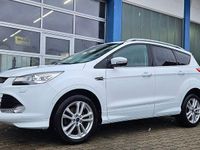 Gebraucht Ford Kuga Individual 150 PS (110 kW) 2015 Weiß SUV