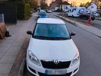 Gebraucht Skoda Fabia 60 PS (44 kW) 2014 Weiß Kleinwagen