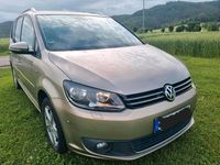 Gebraucht VW Touran Cup 140 PS (102 kW) 2015 Gold Van / Kleinbus