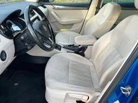 Usado Skoda Octavia Style 150 HP (110 kW) 2018 Azul Carrinha