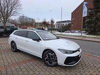 Gebraucht VW Passat R-line 272 PS (200 kW) 2025 Weiß Kombi