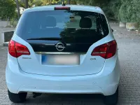 Gebraucht Opel Meriva 101 PS (74 kW) 2011 Weiß Van / Kleinbus