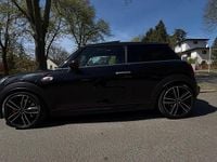 Second-hand Mini John Cooper Works 231 CP (169 kW) 2018 Negru Hatchback