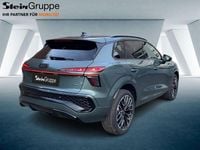 Neu Audi Q3 Sport 204 PS (150 kW) 2025 Grün SUV