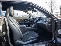 Gebraucht Mercedes 200 AMG 204 PS (150 kW) 2024 Schwarz / obsidianschwarz (metallic) Cabrio