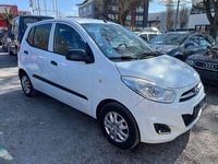 Gebraucht Hyundai i10 Edition 69 PS (50 kW) 2012 Weiß Kleinwagen