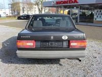 Gebraucht Volvo 740 116 PS (85 kW) 1990 Schwarz (metallic) Limousine