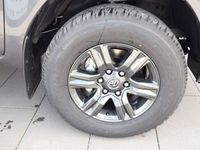 gebraucht Toyota HiLux Double Cab Comfort 4x4 *Navi*Safety Sense*