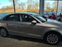 Gebraucht Audi A3 Ambiente 150 PS (110 kW) 2016 Silber Limousine
