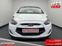 Gebraucht Hyundai ix20 90 PS (66 kW) 2016 Weiß Kleinwagen