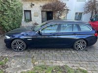 Gebraucht BMW 530 258 PS (189 kW) 2012 Blau Limousine