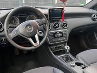 Gebraucht Mercedes A180 2013 Weiß Kleinwagen