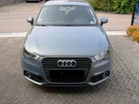 Gebraucht Audi A1 Attraction 117 PS (86 kW) 2010 Blau metallic Kleinwagen