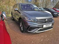 Gebraucht VW Tiguan Allspace Elegance 190 PS (139 kW) 2022 Platinumgrey SUV