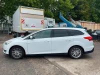 Gebraucht Ford Focus 150 PS (110 kW) 2015 Weiß Kombi