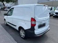 Gebraucht Ford Transit 95 PS (69 kW) 2018 Weiß Van