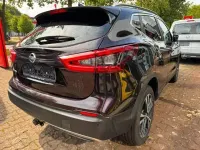 Gebraucht Nissan Qashqai N-Connecta 140 PS (102 kW) 2019 Violett SUV