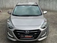 Gebraucht Hyundai i30 Style 136 PS (100 kW) 2017 Silber Limousine