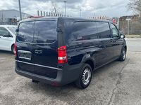 Gebraucht Mercedes Vito 163 PS (119 kW) 2018 Blau Van