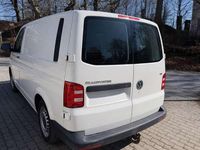 Gebraucht VW Transporter 102 PS (75 kW) 2018 Weiß Van