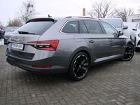 Gebraucht Skoda Superb Style 150 PS (110 kW) 2024 Grau metallic Kombi