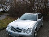 Gebraucht Mercedes E220 150 PS (110 kW) 2003 Silber Kombi